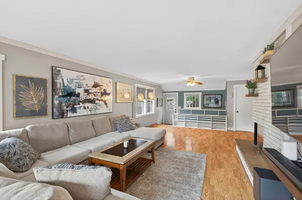 White Bear Lake, MN 55110,2075 Dorothy AVE