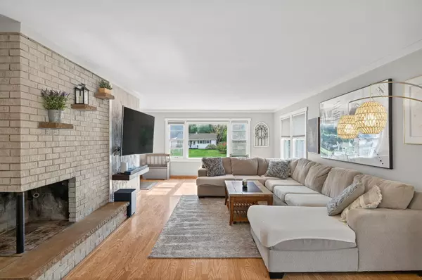 White Bear Lake, MN 55110,2075 Dorothy AVE