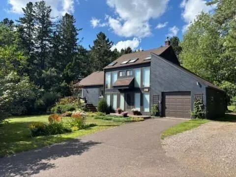 Duluth, MN 55811,4111 W Arrowhead Rd