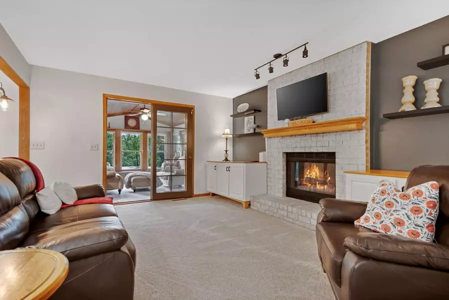 12989 84th AVE N, Maple Grove, MN 55369