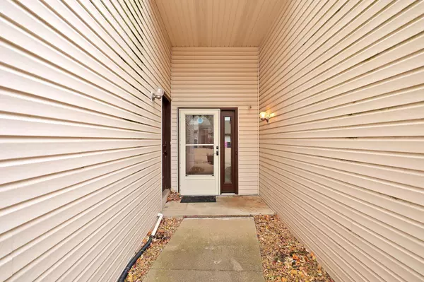 Shakopee, MN 55379,2075 13th AVE W