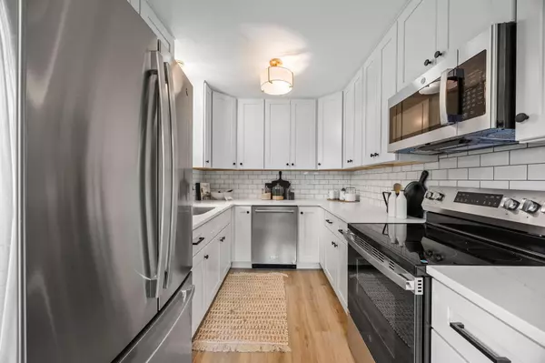 Blaine, MN 55434,361 Territorial RD NE