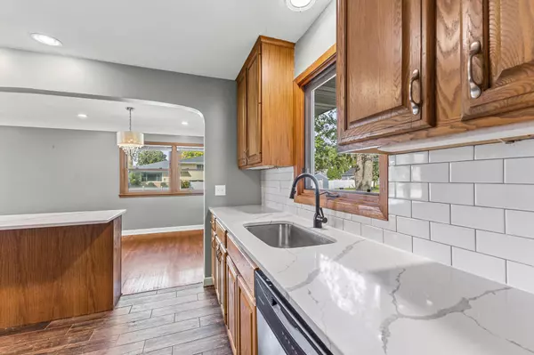 Richfield, MN 55423,7301 Portland AVE S