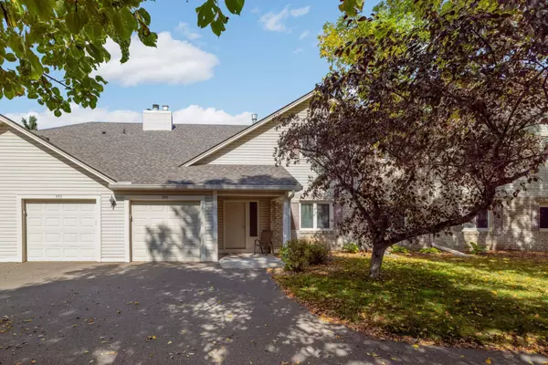 Vadnais Heights, MN 55127,995 Greenhaven DR #903