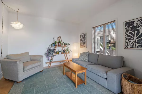 Duluth, MN 55806,321 N 8th AVE W