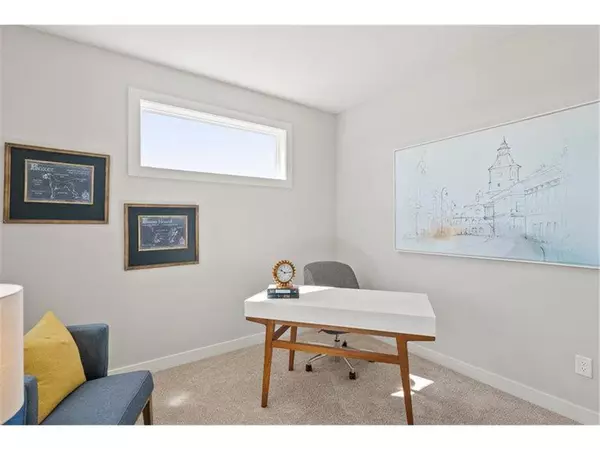 Woodbury, MN 55129,4048 Arbor DR