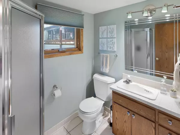 Minnetonka, MN 55345,4019 Highland RD
