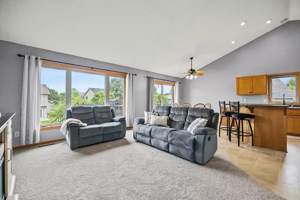 Delano, MN 55328,367 Garden DR