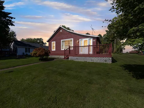113 7th AVE, Shell Lake, WI 54871