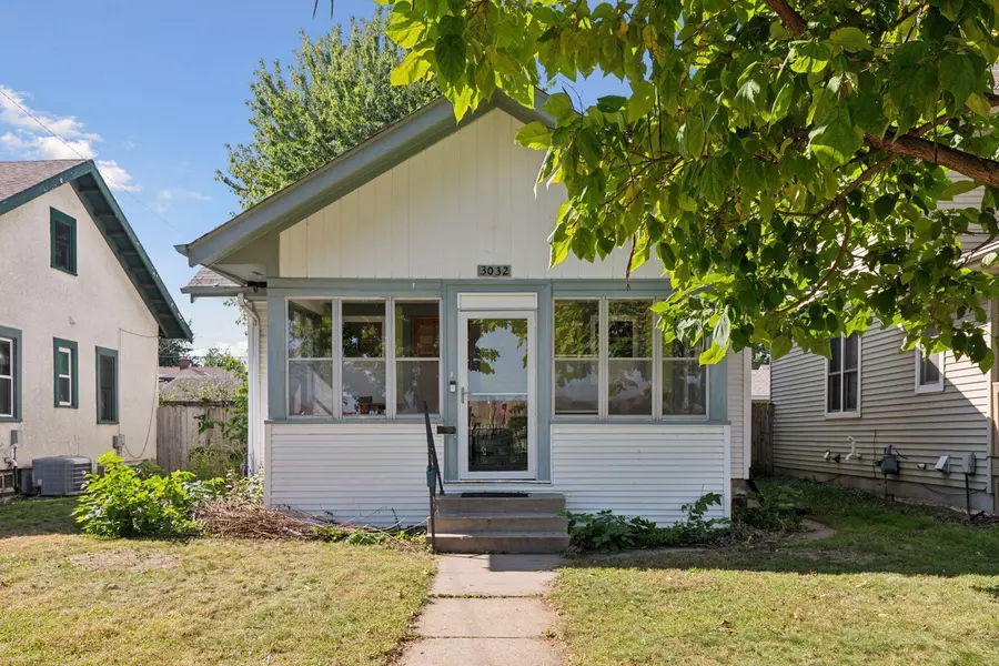 3032 19th AVE S, Minneapolis, MN 55407