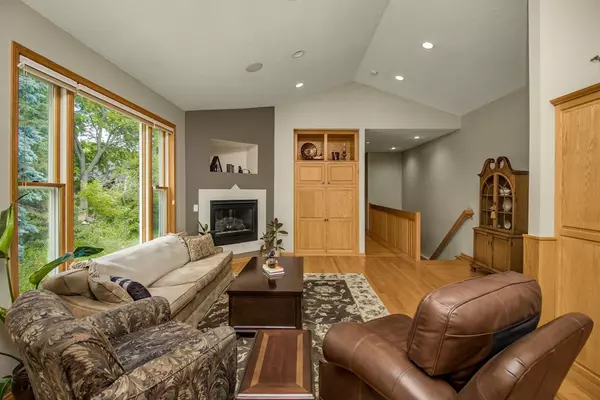 West Saint Paul, MN 55118,485 Preserve PATH