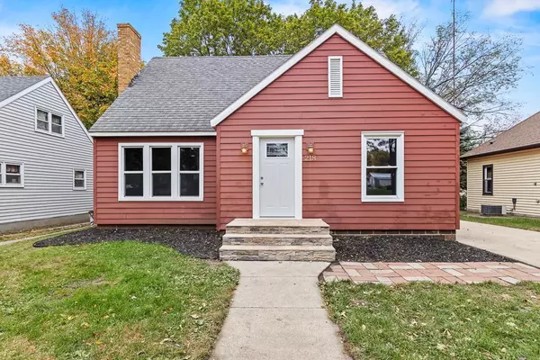 218 N Sherwood ST, Ivanhoe, MN 56142