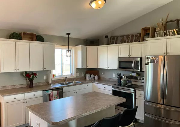 Perham, MN 56573,1218 8th AVE NW