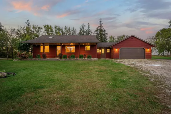 23520 902nd AVE, Austin, MN 55912