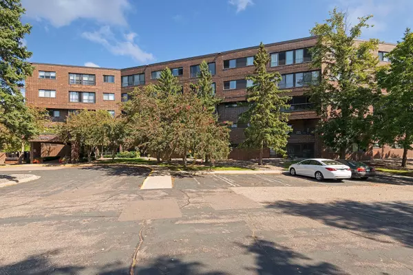 Saint Paul, MN 55116,2275 Youngman AVE #308W