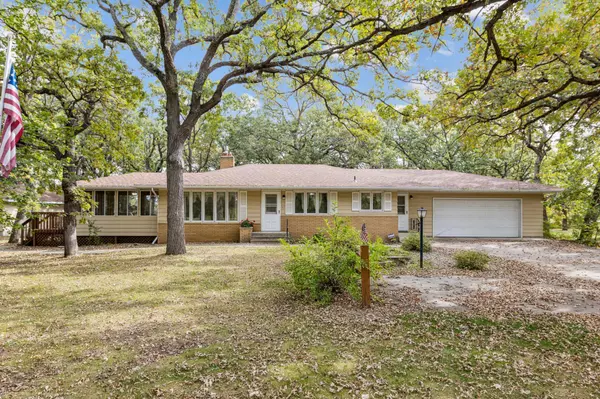 7679 38th AVE SE, Clear Lake Twp, MN 55319