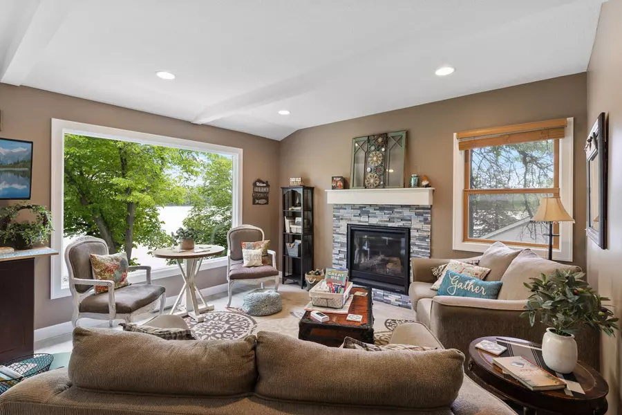 24531 Cedar Point RD, Cedar Lake Twp, MN 56071