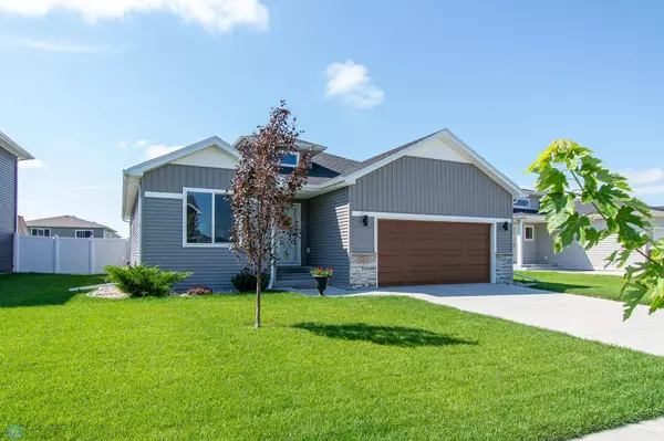 West Fargo, ND 58078,801 Cathy DR W