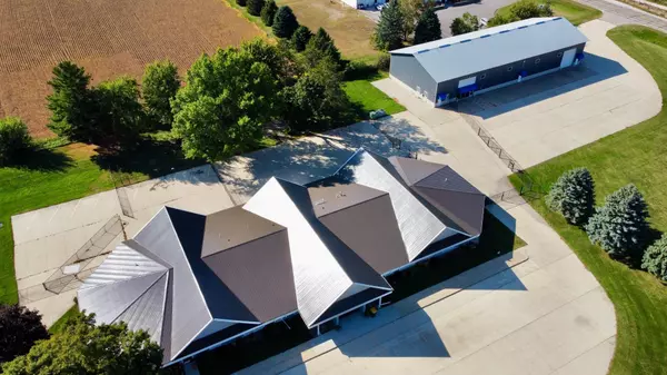 Blooming Prairie, MN 55917,824 Center AVE N