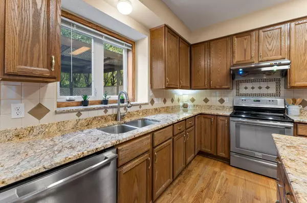 Apple Valley, MN 55124,13947 Fleetwood AVE