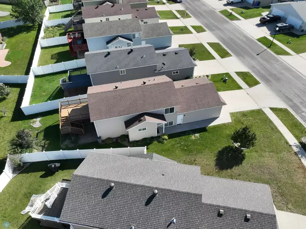 Fargo, ND 58104,6136 35th ST S