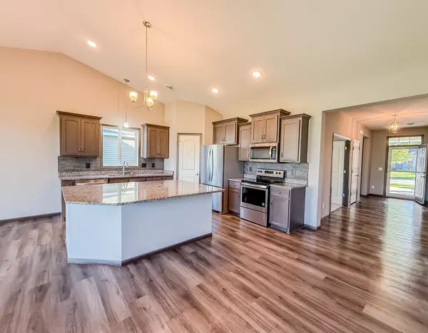 Cottage Grove, MN 55016,6776 92nd ST S
