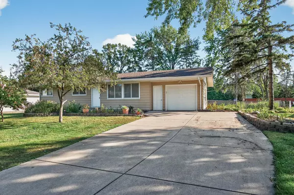 Shoreview, MN 55126,276 Dawn AVE