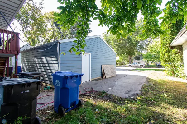 Fargo, ND 58103,1322 14 1/2 ST S