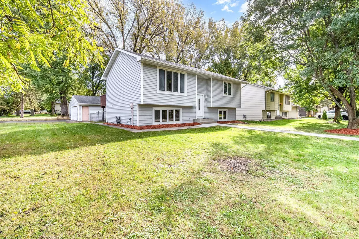 Little Canada, MN 55117,3120 Greenbrier ST