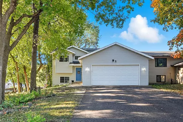 Sauk Rapids, MN 56379,615 3rd AVE N