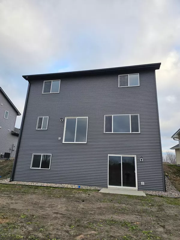 Saint Cloud, MN 56304,971 45th AVE NE