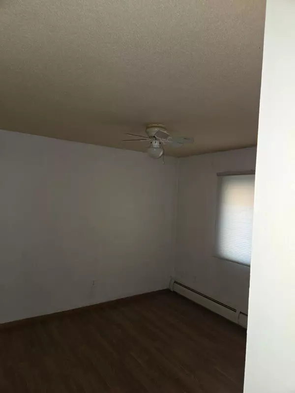 Minneapolis, MN 55408,2616 Harriet AVE #105