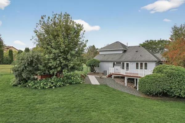 Lake Elmo, MN 55042,829 Jasmine AVE N