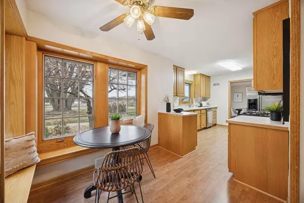 Little Canada, MN 55117,601 Viking DR E