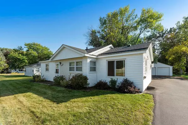 Anoka, MN 55303,838 Elm ST