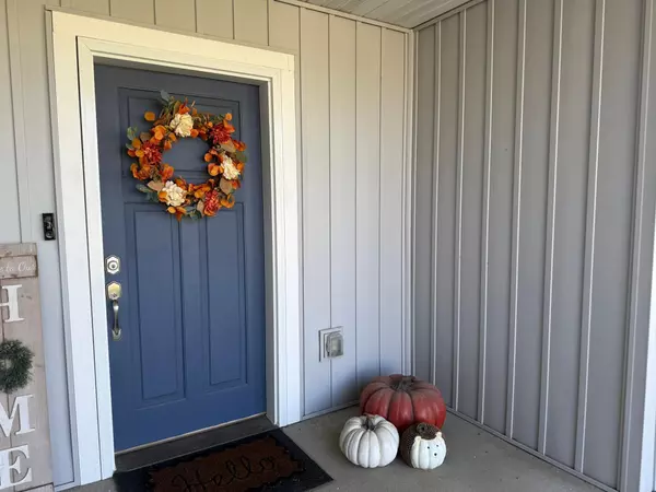 Ellendale, MN 56026,715 Simplicity DR