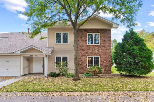 1829 County Road E E #20, White Bear Lake, MN 55110