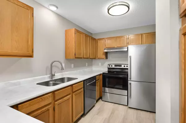 Apple Valley, MN 55124,7616 157th ST W #D