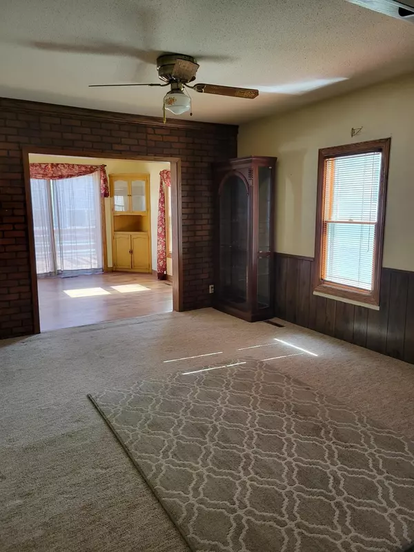 Montevideo, MN 56265,524 N 3rd ST