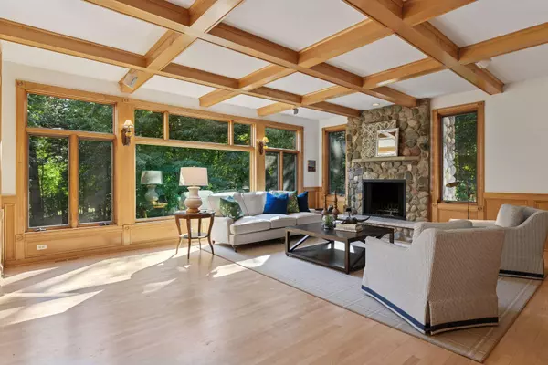 Independence, MN 55359,5455 Timber Trail