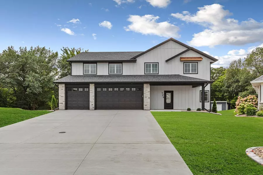 124 Joshua CT, Mankato, MN 56001