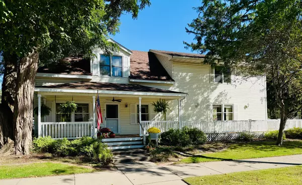 406 S Rum River DR, Princeton, MN 55371