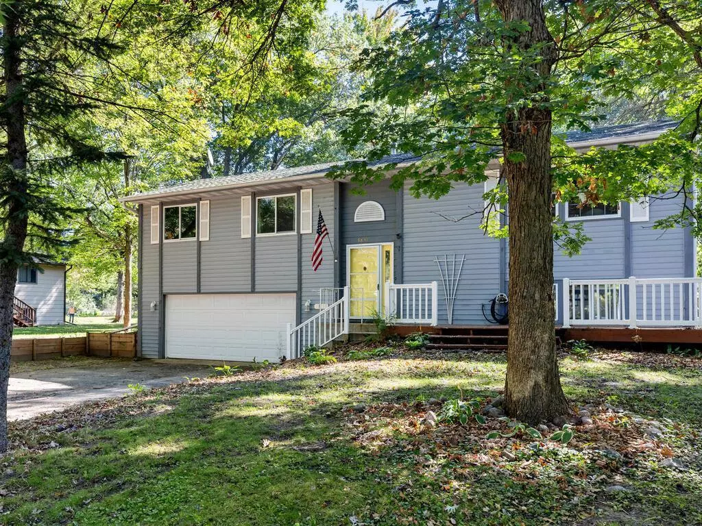 Wyoming, MN 55092,4835 262nd ST