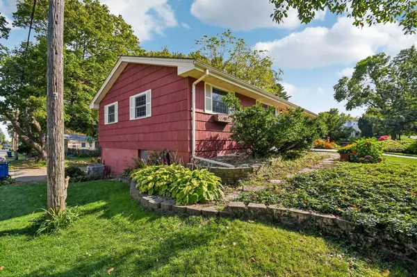 Edina, MN 55439,6401 Tingdale AVE