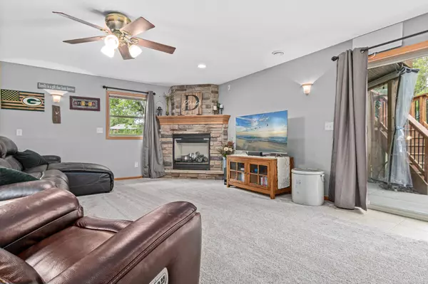 Oakdale, MN 55128,6374 Gopher BLVD N
