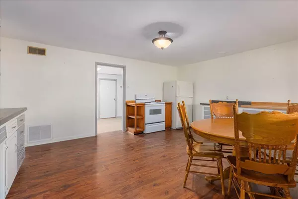 Amery, WI 54001,204 Harriman AVE S