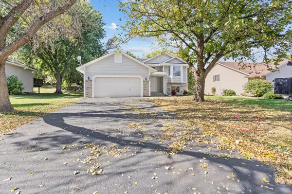 Victoria, MN 55386,8064 Narcissus ST