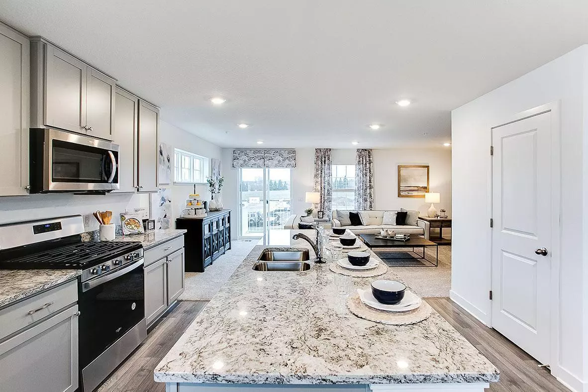 Blaine, MN 55449,12572 Guadalcanal CIR NE #A