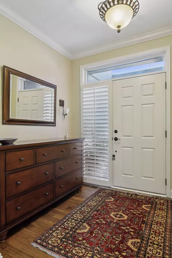 Wayzata, MN 55391,296 Grace Pointe CT