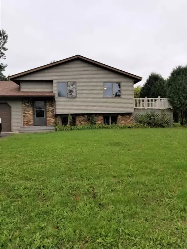 502 Prairie LN ##A, Hudson, WI 54016